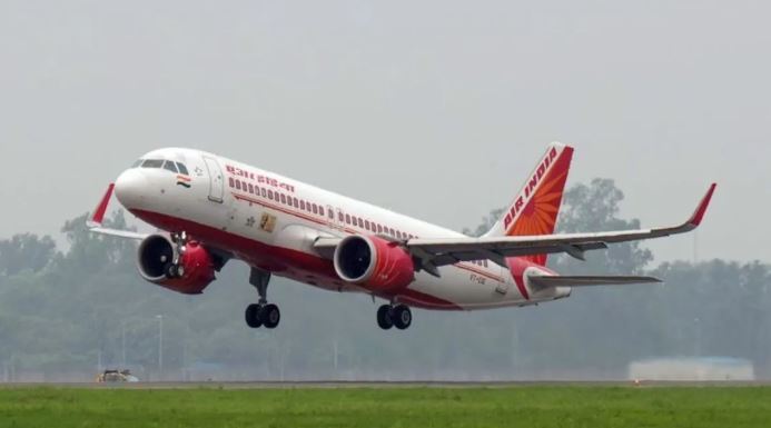 Air India Fined :  बिना परमिट के 8 बार उडाया गया एयर इंडिया का विमान , लगा  करोड़ का जुर्माना
