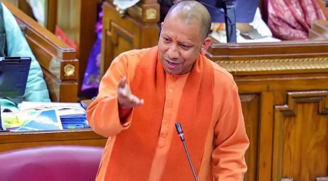 सीएम योगी का बड़ा एलान: शिक्षामित्रों को अप्रैल से 10 की जगह मिलेंगे 18 हजार रुपए, अनुदेशकों को मिलेगा 17 हजार