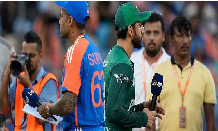 T20 WC 2026: टी20 विश्व कप से पहले पाकिस्तान ने शुरू किया ड्रामा, भारत के साथ नहीं खेलेगा मैच