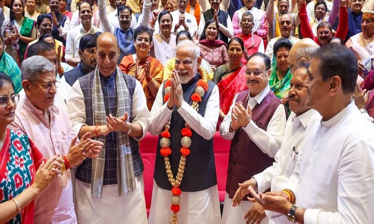 US के साथ ट्रेड डील के बाद एनडीए संसदीय दल की बैठक, बोले-धैर्य रखा तो परिणाम मिला