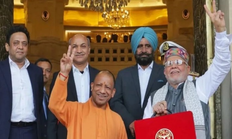 UP Budget 2026: दस लाख संभावित नौकरियां, छोटे उद्योगों के लिए युवाओं को ब्याज मुक्त लोन...जानिए बजट में और क्या-क्या?