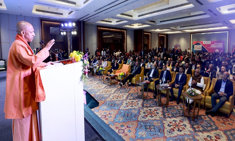 आज उत्तर प्रदेश ‘बीमारू’ राज्य नहीं, बल्कि देश की अर्थव्यवस्था में एक ‘ब्रेकथ्रू’ के रूप में है उभरा : सीएम योगी