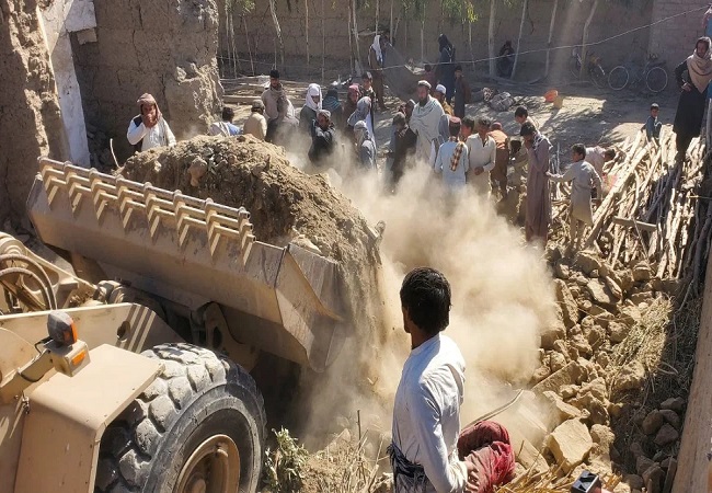 निर्दोषों की हत्या के बाद अफगानिस्तान ने पाकिस्तान को दिया मुंह तोड़ जवाब, अफगान के हमले में मारे गए पाक के 55 जवान