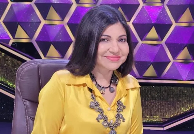 बॉलीवुड की मशहूर प्लेबैक सिंगर अलका याग्निक इस बीमारी से लड़ रही हैं जंग, सिंगिंग से दूरी बनाने की बताई बड़ी वजह