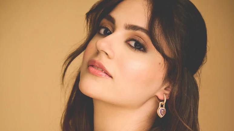 मधुबाला की बायोपिक में लीड रोल नहीं करेंगीं अनीत पड्डा, फैन्स को था फर्स्ट लुक का इंतजार लेकिन खबर निकली झूठी