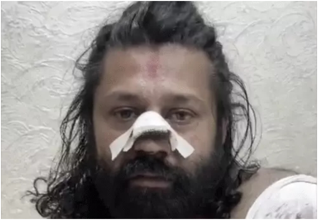 आशुतोष, बोले- हमलावर ने कहा कि नाक काटकर शंकराचार्य के चरणों में है चढ़ाना