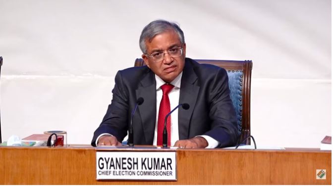 CEC पद से हटाए जा सकेंगे ज्ञानेश कुमार, 200 से अधिक सांसदों ने नोटिस पर किए हस्ताक्षर, जानें क्या है नियम?