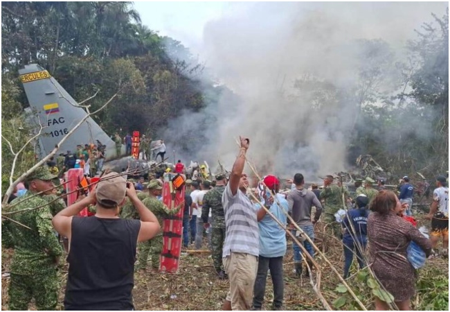 Colombia Military Plane Crash : कोलंबिया में सैन्य विमान दुर्घटना में कम से कम 66 लोगों की मौत, दर्जनों घायल