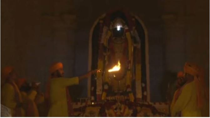 रामनवमी पर रामलला के ललाट पर सूर्यदेव ने किया तिलक, रवि योग व सर्वार्थसिद्धि योग का बना है विशेष संयोग