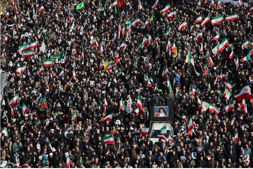 ईरान से आई तस्वीर ने वाशिंगटन से लेकर यरूशलम तक मचा हड़कंप, मोजतबा खामेनेई को नया सुप्रीम लीडर घोषित होने के बाद ईरानी बोले- हम झुकेंगे नहीं