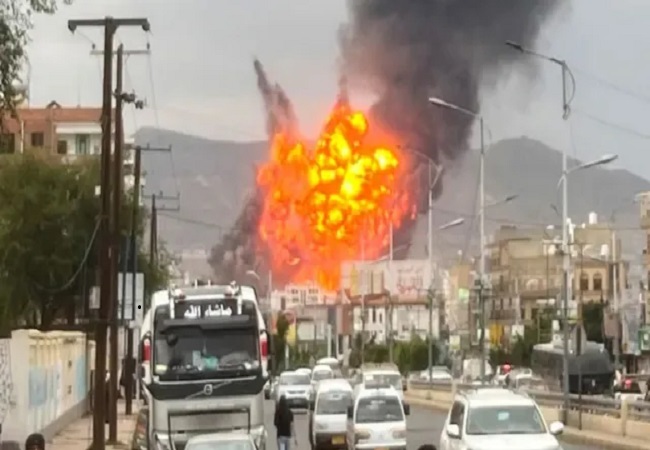 यमन के ईरान-समर्थित हूती विद्रोहियों ने इजरायल पर किया हमला, दो हजार किलोमीटर दूर सैन्य ठिकानों पर दागी बैलिस्टिक मिसाइल