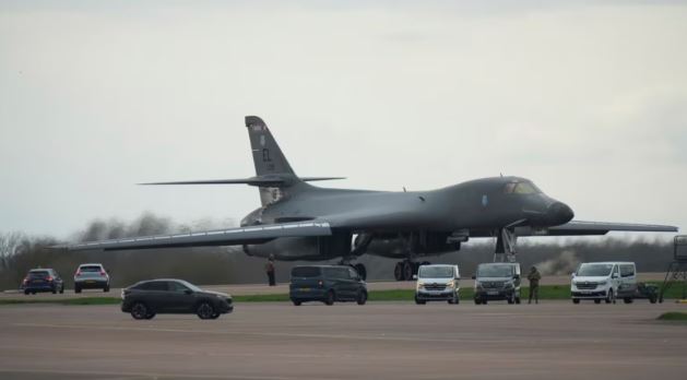 Iran War American Jets : इस देश ने ईरान जंग के बीच अमेरिकी जेट्स के लिए बंद किए दरवाजे , टंप के खिलाफ अहम फैसला