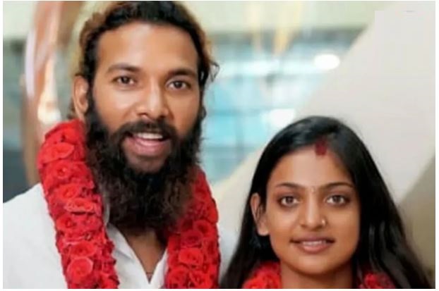 फरमान खान के साथ हिंदू रीति-रिवाजों के साथ शादी की है। यह लव जिहाद नहीं : मोनालिसा