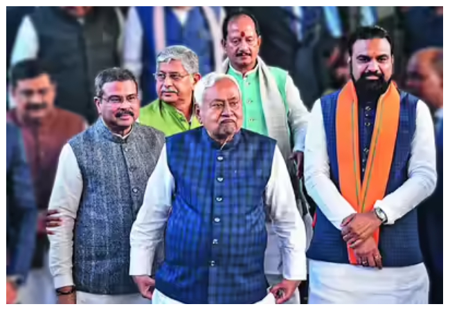नीतीश कुमार के बाद अब कौन बनेगा बिहार का CM? रेस में हैं ये 4 नाम
