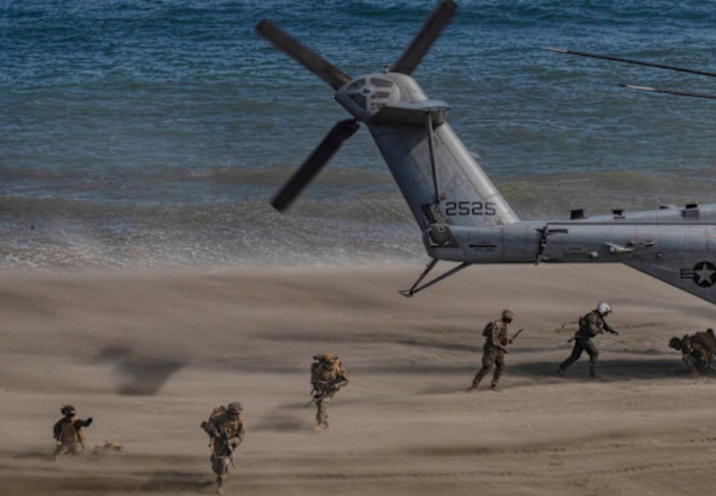 पश्चिम एशिया में अब महायुद्ध की तैयारी! अमेरिका ईरान में सेना उतारने को तैयार, मरीन कॉर्प्स की बड़ी टुकड़ी रवाना