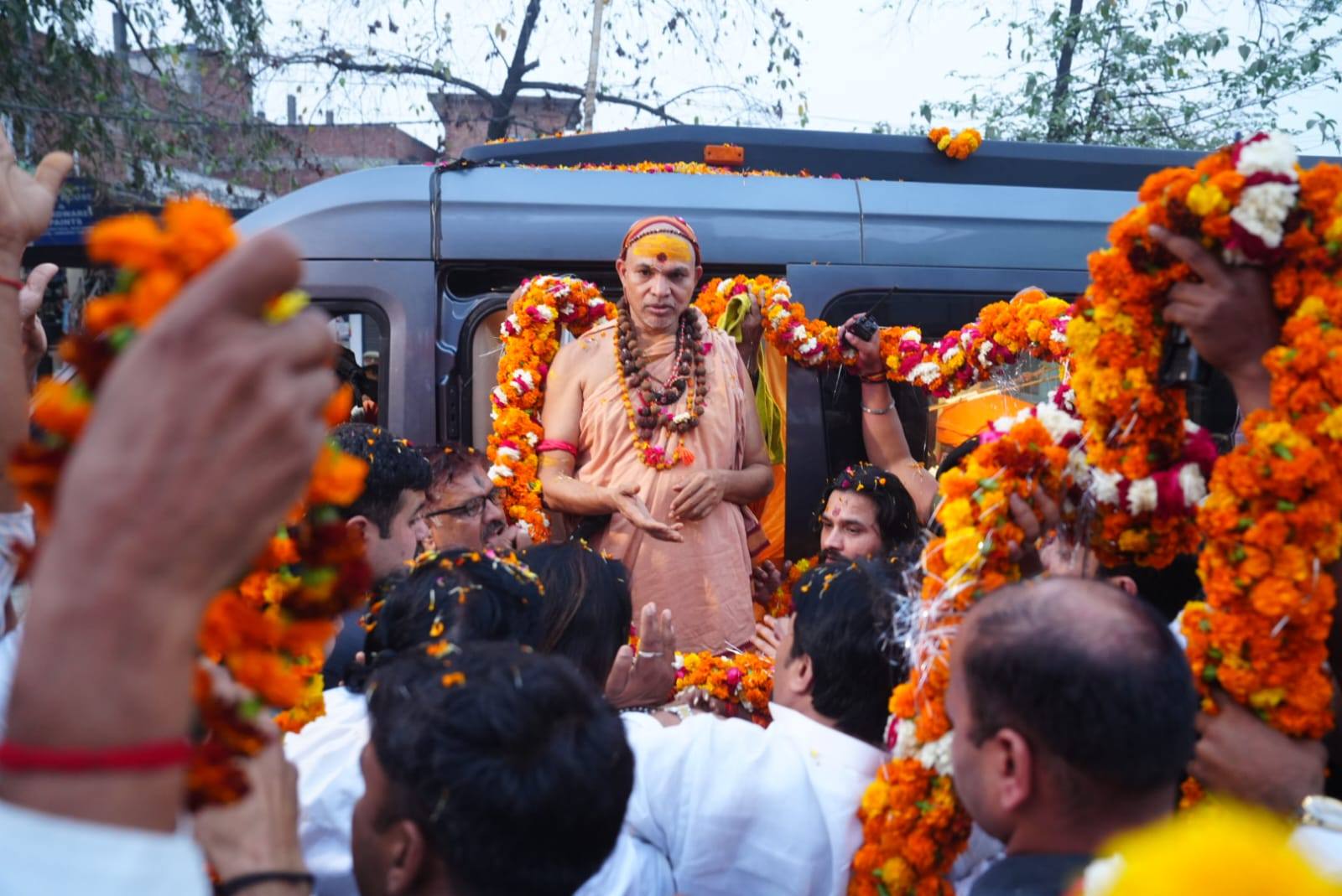 गोप्रतिष्ठार्थ धर्मयुद्ध का 11 मार्च को होगा शंखनाद, हमारा अस्त्र 'शास्त्र' और 'संवाद' है : ज्योतिष्पीठाधीश्वर शंकराचार्य स्वामी अविमुक्तेश्वरानंद