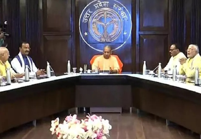 योगी कैबिनेट के बड़े फैसले: MSP बढ़ा, फ्लाईओवर-लॉजिस्टिक हब समेत 37 प्रस्तावों को मंजूरी