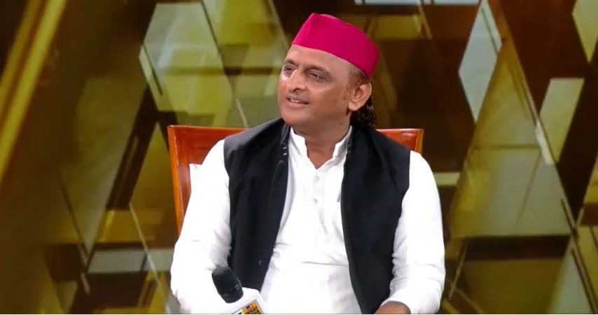 अखिलेश यादव का पीएम मोदी पर सीधा अटैक, बोले- कहीं ऐसा न हो कि झूठा विश्व गुरु आप से कहें कि रोटी का साइज भी छोटा कर लो