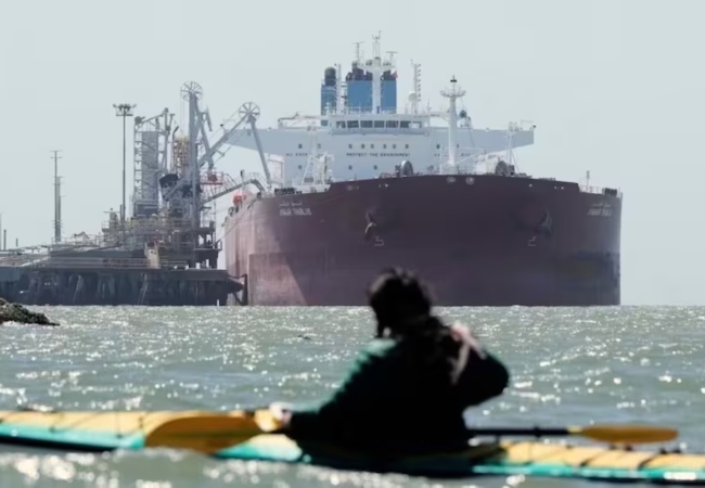 मिडिल ईस्ट तनाव के बीच भारत को बड़ी राहत: LPG जहाज सुरक्षित पहुंचा, सरकार ने दी सप्लाई को लेकर बड़ी अपडेट