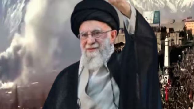 Israel-Iran War: खामेनेई की मौत के बाद ईरान का बड़ा संदेश, मस्जिद पर फहराया लाल झंडा, बड़े प्रहार के संकेत