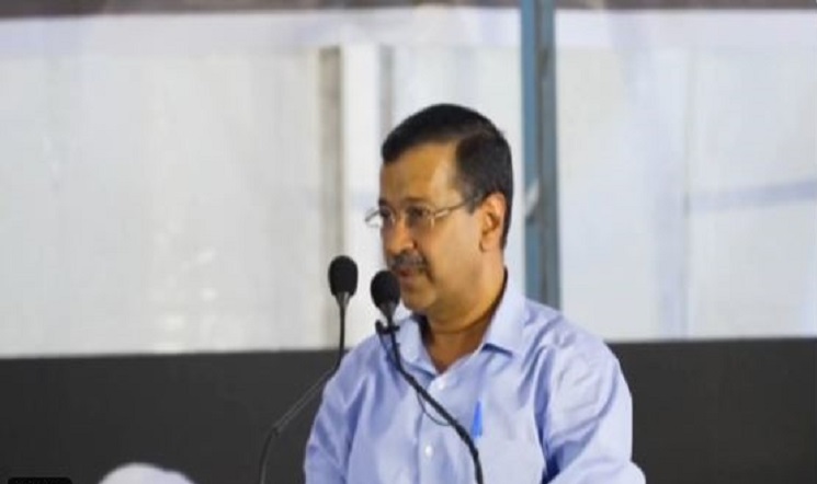 कांग्रेस से परेशान होकर लोगों ने मोदी जी की सरकार बनाई लेकिन इन्होंने कुछ नहीं सुधरा बल्कि और भी ज़्यादा बर्बाद कर दिया: केजरीवाल