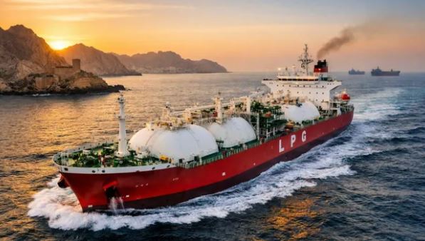 LPG पर मिलेगी बड़ी राहत: शिवालिक और नंदा लेकर आ रहे 92700 मीट्रिक टन गैस