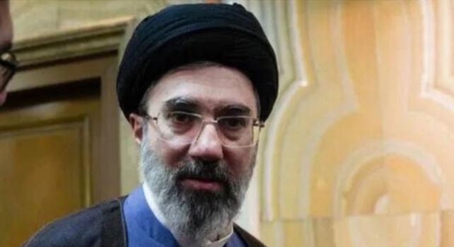 Mojtaba Khamenei: तनाव कम करने के प्रस्ताव के बीच मोजतबा खामेनेई की सख्त चेतावनी, अमेरिका-इजरायल को लेकर कह दी बड़ी बात