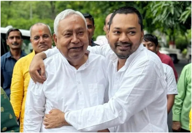 बिहार के नये डिप्टी CM बनेंगे निशांत कुमार, क्या बेटे की ताजपोशी से JDU में थमेगी बगावत?