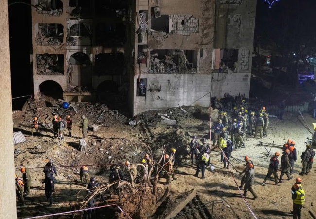 ईरान का मिसाइल हमला: इजरायल में तबाही, 100 से ज्यादा घायल-बच्चे भी शामिल