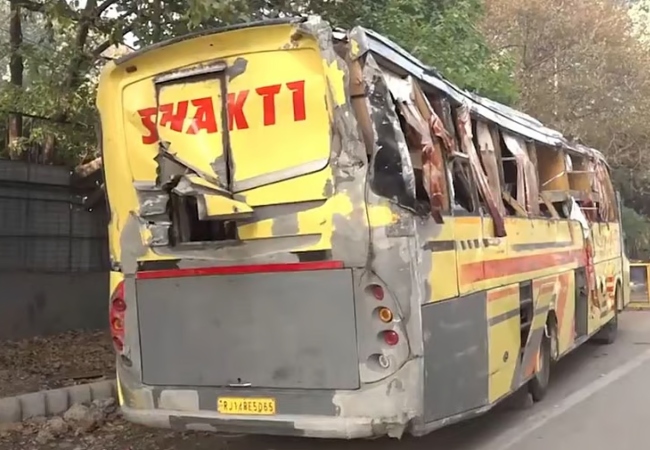 देश में स्लीपर बस दुर्घटना का एक और मामला आया सामने, दो की मौत, कई गंभीर रूप से घायल