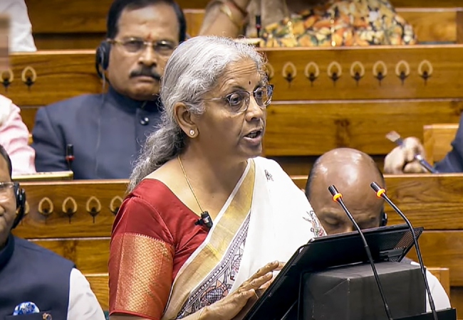 संसद में आज पेश होगा कॉर्पोरेट संशोधन विधेयक! बिजनेस कानून आसान होंगे, ट्रांसजेंडर बिल पर घमासान