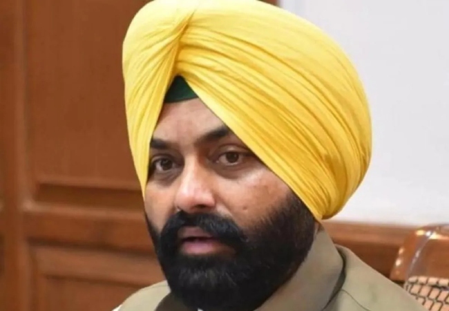 पंजाब में बड़ा एक्शन: पूर्व मंत्री लालजीत भुल्लर गिरफ्तार, अधिकारी की मौत से मचा सियासी तूफान