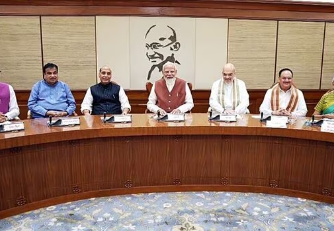 2029 से बदलेगी लोकसभा की तस्वीर? हो सकती हैं 816 सीटें, 33% महिलाओं को आरक्षण—देश की राजनीति में बड़ा बदलाव