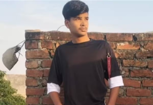 बरेली में इंटर के छात्र की चाकू से हत्या: दोस्तों ने बुलाकर किया हमला, 2 हिरासत में