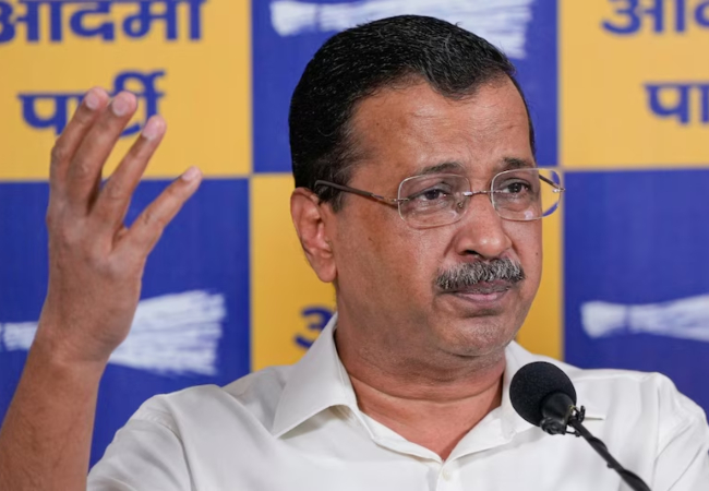 राघव चड्ढा समेत सात सांसदों के AAP छोड़ने पर अरविंद केजरीवाल का पहला रिएक्शन, लिखा- बीजेपी ने फिर से पंजाबियों के साथ किया धक्का