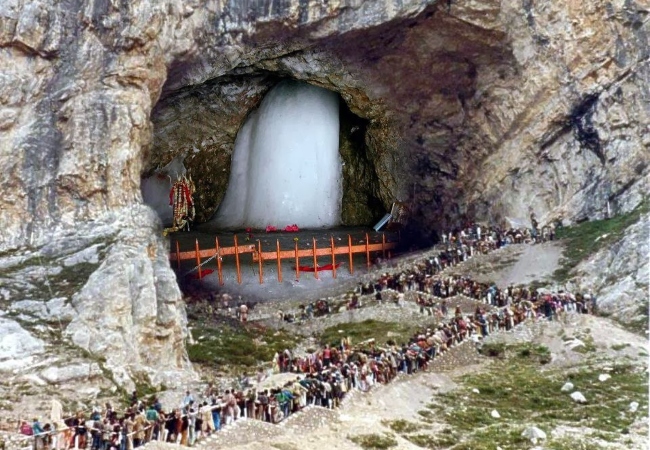 Amarnath Yatra Update : उपराज्यपाल मनोज सिन्हा, बोले- इस बार 57 दिन चलेगी अमरनाथ यात्रा, 29 जून को होगी पहली पूजा