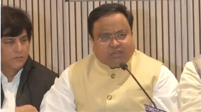 बीजद के राज्यसभा नेता पद से सस्मित पात्रा ने दिया इस्तीफा, नवीन पटनायक ने किया स्वीकार