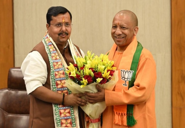 योगी ही होंगे भाजपा का चेहरा : 2027 यूपी विधानसभा चुनाव को लेकर नितिन नबीन का ऐलान