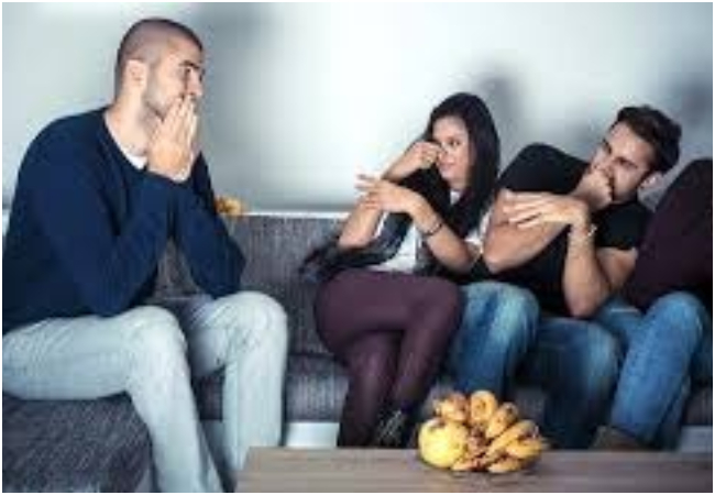 Research : पुरुषों से ज्यादा बदबूदार होती है महिलाओं की गैस, विज्ञान ने खोला बड़ा राज