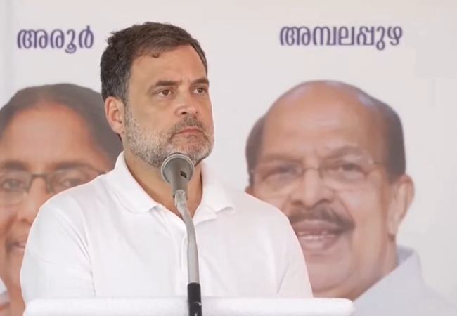 ‘नरेंद्र मोदी को LDF कभी चुनौती नहीं देगा, उनका असली निशाना है UDF…’ राहुल ने BJP-RSS और वाम मोर्चे में सांठ-गांठ का किया दावा