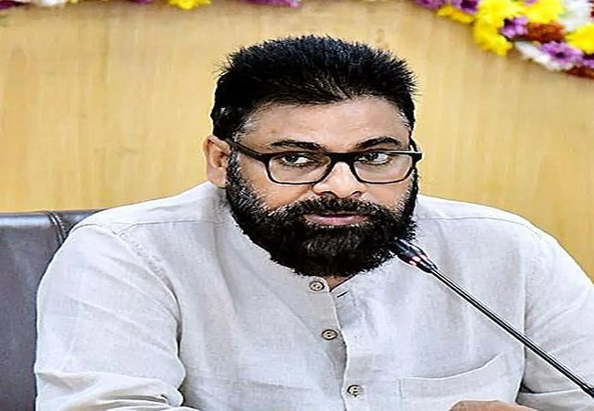 अभिनेता पवन क्लयाण के सेहत को लेकर चिरंजीवी ने सोशल मीडिया पर दिया अपडेट, पीएम ने लिया हालचाल