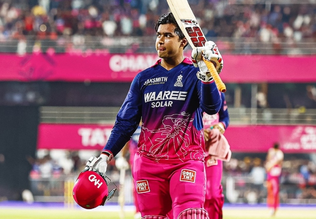 RR vs RCB : वैभव सूर्यवंशी का गेंदबाजों में छाया खौफ! राजस्थान रॉयल्स को रोकना हुआ मुश्किल