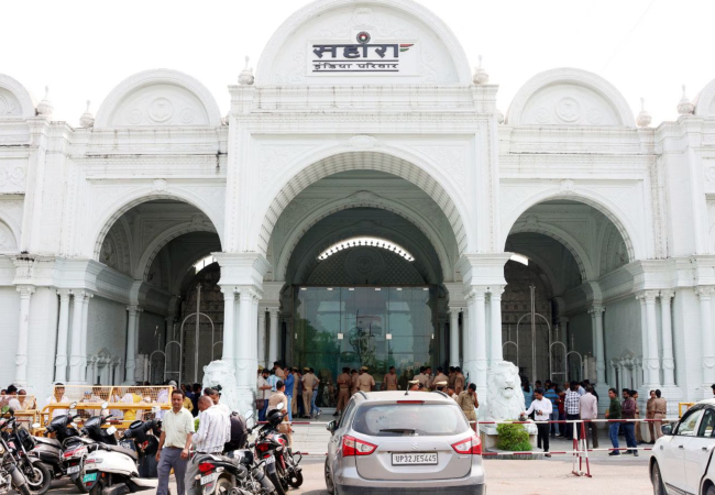 लखनऊ नगर निगम ने हाईकोर्ट में जीती सहारा शहर की कानूनी लड़ाई , अब 170 एकड़ जमीन निगम के कब्जे में