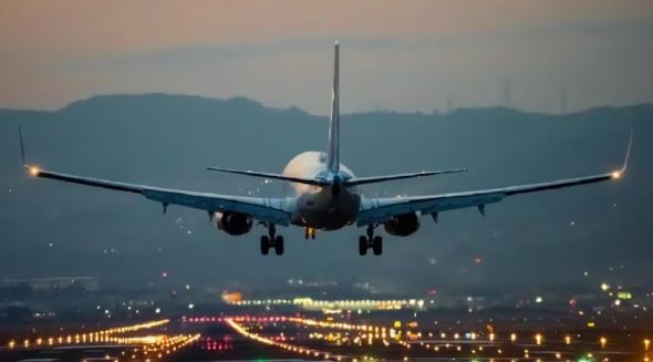 Iran : तेहरान से इन देशों के लिए कमर्शियल फ्लाइट्स शुरू, संघर्ष के बीच बड़ा कदम