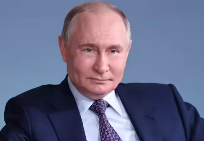 Islamabad Show Flops : व्लादिमीर पुतिन ने राष्ट्रपति मसूद पजेश्कियन से बात कर मध्यस्थता की पेशकश की, रूस ने चली अहम चाल