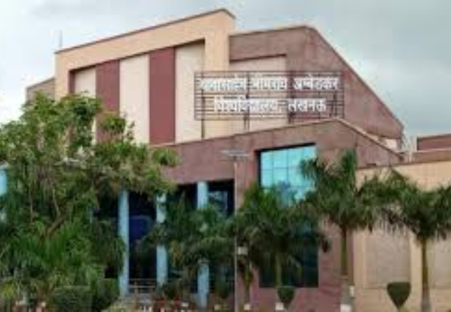 BBAU में फूड पॉइजनिंग से छात्रा अनामिका की मौत, एबीवीपी ने घटना की उच्च स्तरीय जांच कर दोषियों पर कठोर कार्रवाई की मांग की