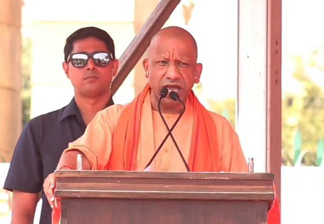 जन आक्रोश महिला पदयात्रा : CM योगी, बोले - विपक्ष ने अपनी महिला विरोधी छवि बदलने के मौके का दुरुपयोग किया