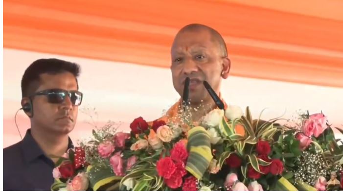 सीएम योगी ने मियांपुर को बनाया रविन्द्र नगर,थारू जनजाति को नई सौगात दी