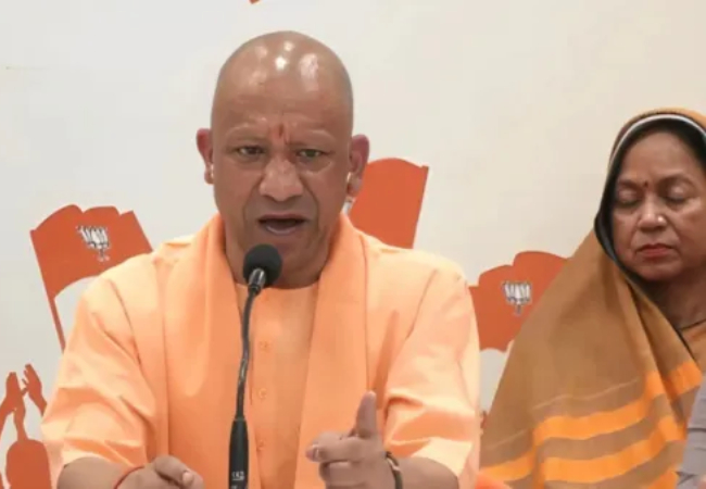 नारी शक्ति वंदन अधिनियम पास न होने पर सीएम योगी का तीखा हमला, कहा-संसद में द्रौपदी के चीर हरण जैसा था दृश्य