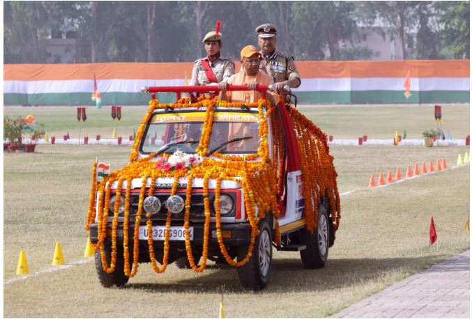 UP Passing Out Parade : सीएम योगी, बोले -प्रदेश में खत्म हुआ माफियाराज, अब यहां नहीं होते दंगे